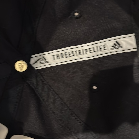 Adidas Aeroready Saturday 2 0 buckle back cap,embroidered logo,6 vent panel OSFM - Picture 9 of 10